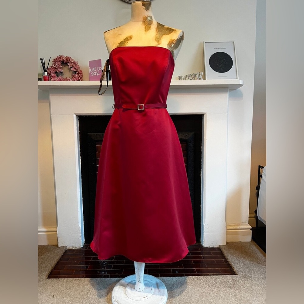 Alfred angelo strapless red midi dress